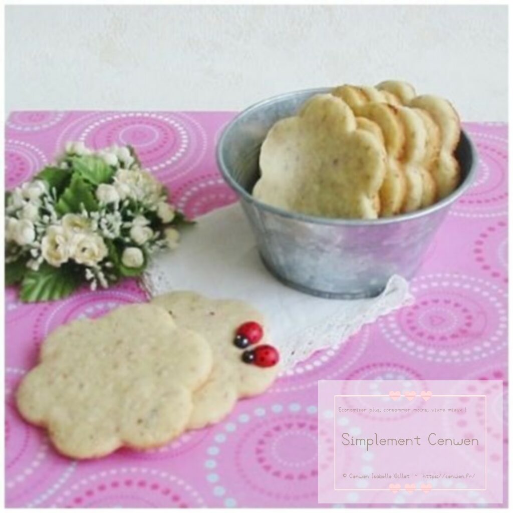 biscuits sablés à la vanille, aux noisettes et aux graines de sésame, recette gourmande et délicate