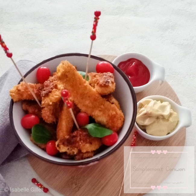 Nuggets de poulet maison croustillants, dorés et servis pour un repas simple et gourmand.