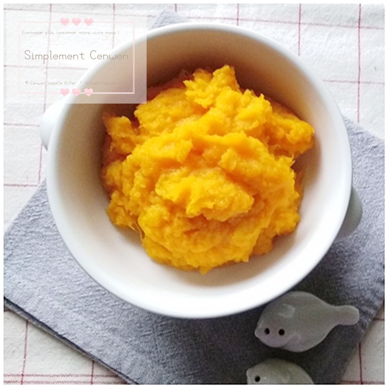 Purée de potiron kabocha à l’ail et au thym, recette veloutée et parfumée idéale pour l’automne.