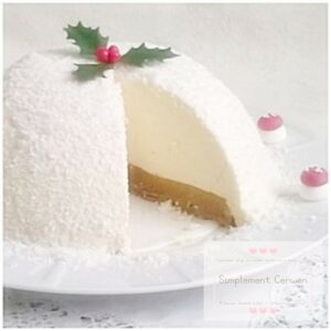 Bûche roulée à la confiture de lait, pommes fondantes et pain d’épices, gourmande et dorée.